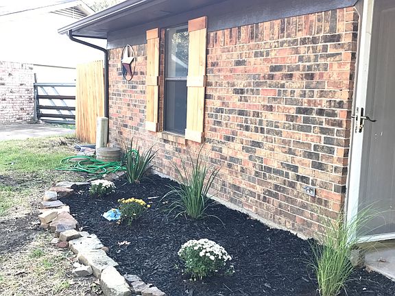 3rd image of 1505 Del Carlo Cir