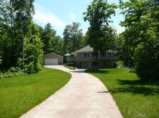 13300 E Us Highway 23, Cheboygan, MI 49721