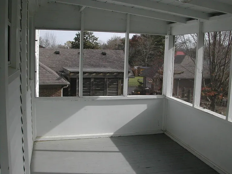 324 Center St #A — Photo 8