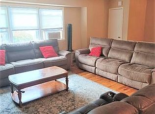 25 Yale St FLOOR 2, Staten Island, NY 10303