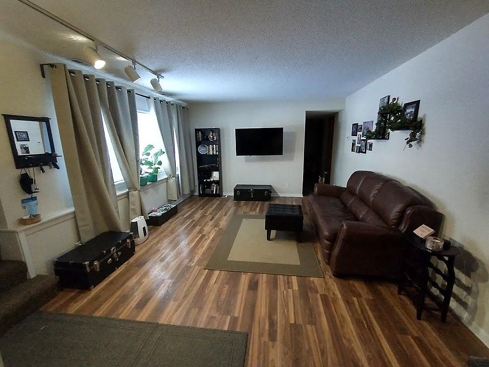 503 Maple Sq Wayzata MN Zillow