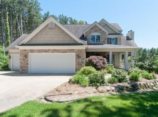 5789 Rolling Pines Ct, Kalamazoo, MI 49009
