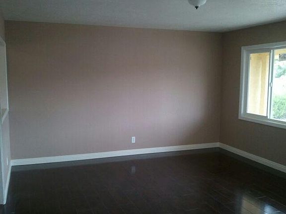 4th image of 8812 Creeland St