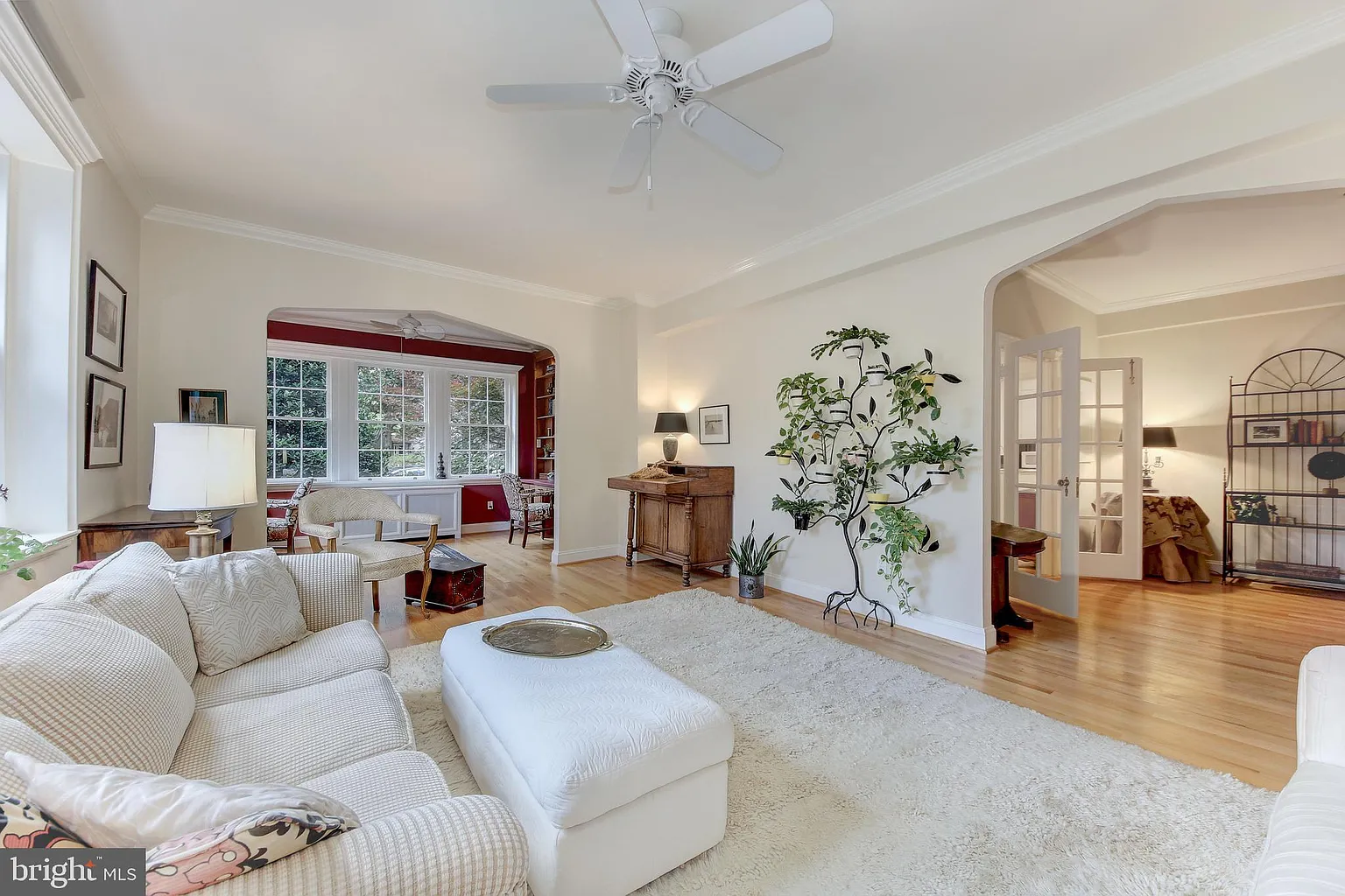 2737 Devonshire Pl NW APT 11 photo 1