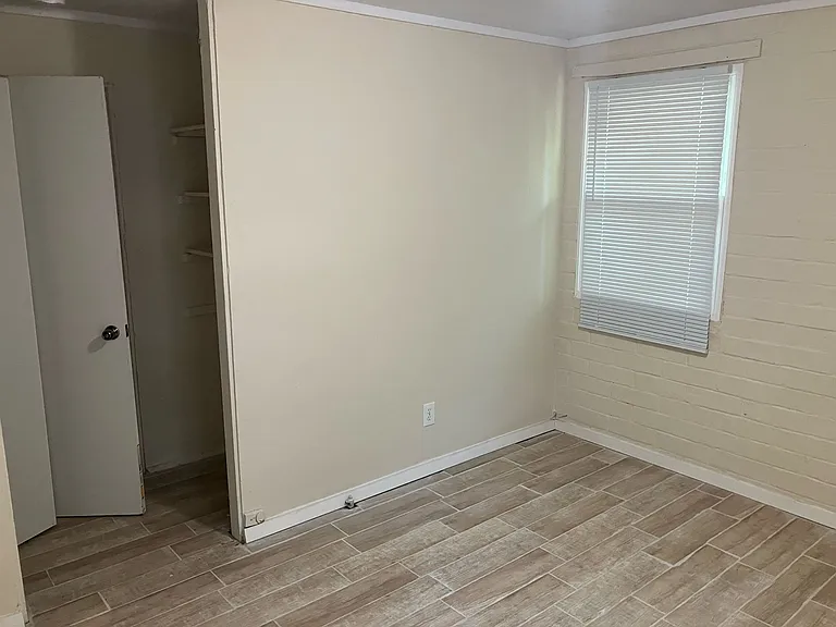 521 Hall St #1 — Photo 26