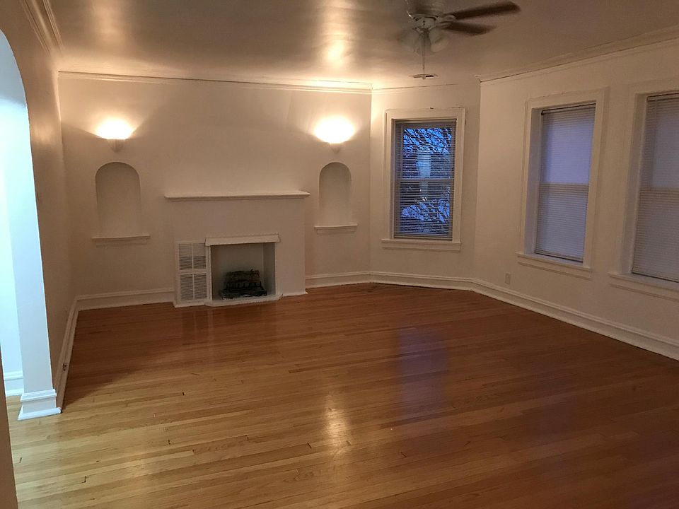 1st image of 5619 N Spaulding Ave APT 3
