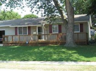 746 E 7th St, Mishawaka, IN 46544