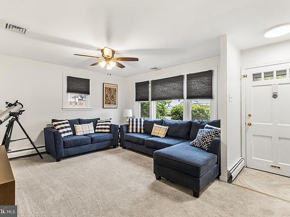 4th image of 7 Brookside Rd