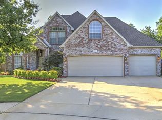 201 N Butternut Cir, Broken Arrow, OK 74012