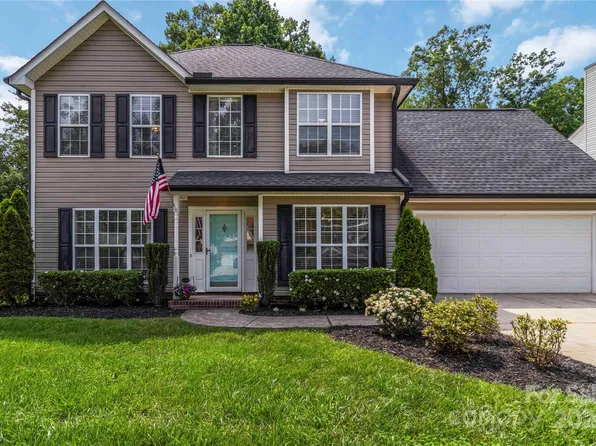 204 Pebble Creek Xing, Fort Mill, SC 29715