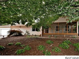 23 Melton Road Ext, Candler, NC 28715