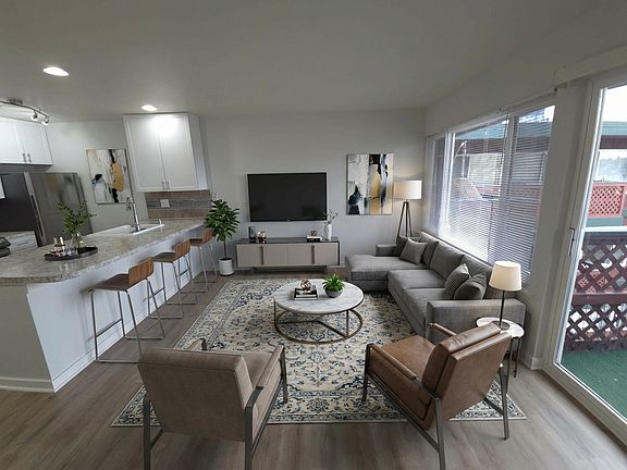2nd image of 235 Bellevue Ave E APT 101