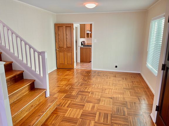 3rd image of 67 Eastgate Dr