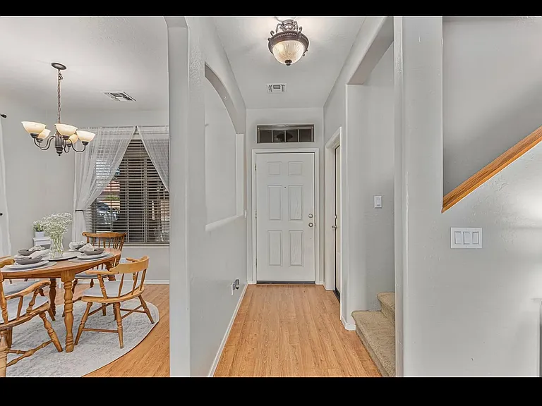 14744 N 132nd Dr — Photo 10