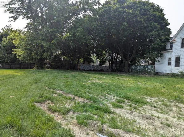 1524 Hayes Ave, Sandusky, OH 44870