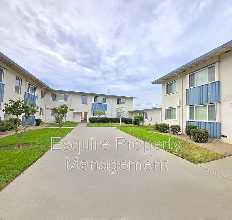 1 bed, 1.0 bath, 570 sqft, $1,750 — Photo 2
