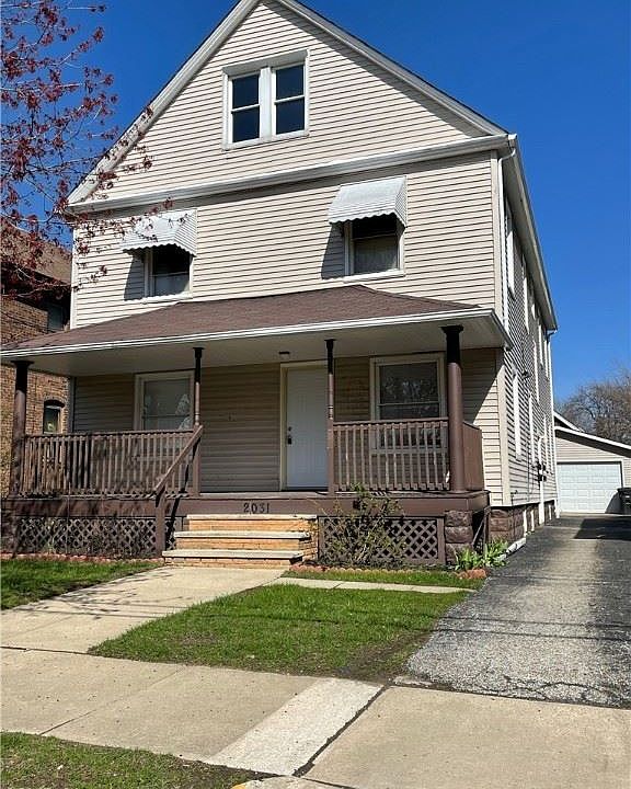 1st image of 2031 Robin St