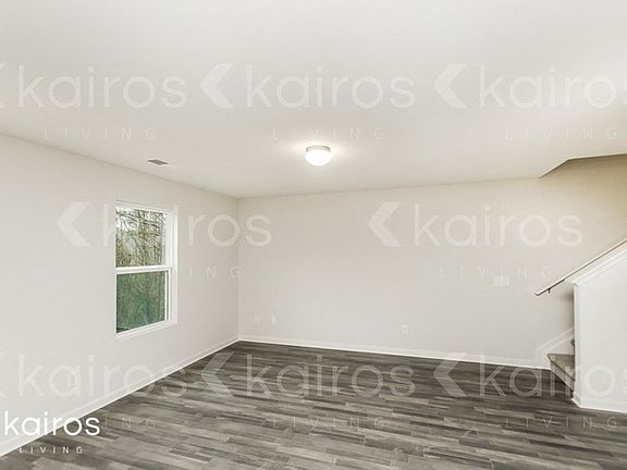 2nd image of 618 Cartecay Dr
