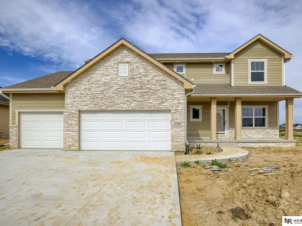 11658 S 119th St, Papillion, NE 68046