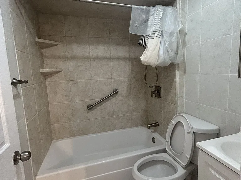 455 E Westfield Ave — Photo 6