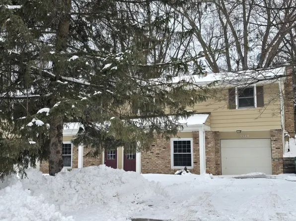 5570 Shorewood Ln, Excelsior, MN 55331