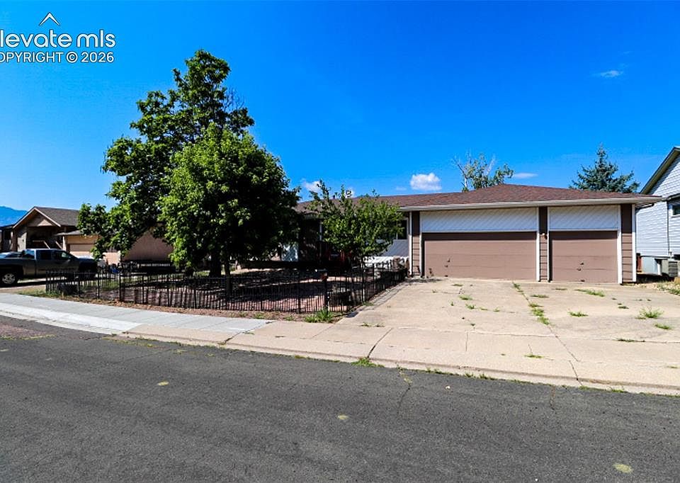 1st image of 1330 Friendship Ln W