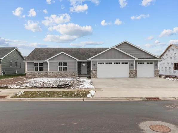 N8778 Connor Cir, Menasha, WI 54952