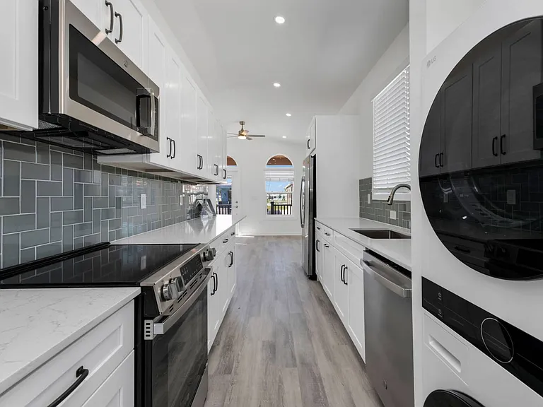 6165 Talon Bay Dr #77 — Photo 10