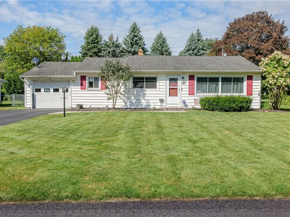 25 Dorington Rd, Rochester, NY 14609