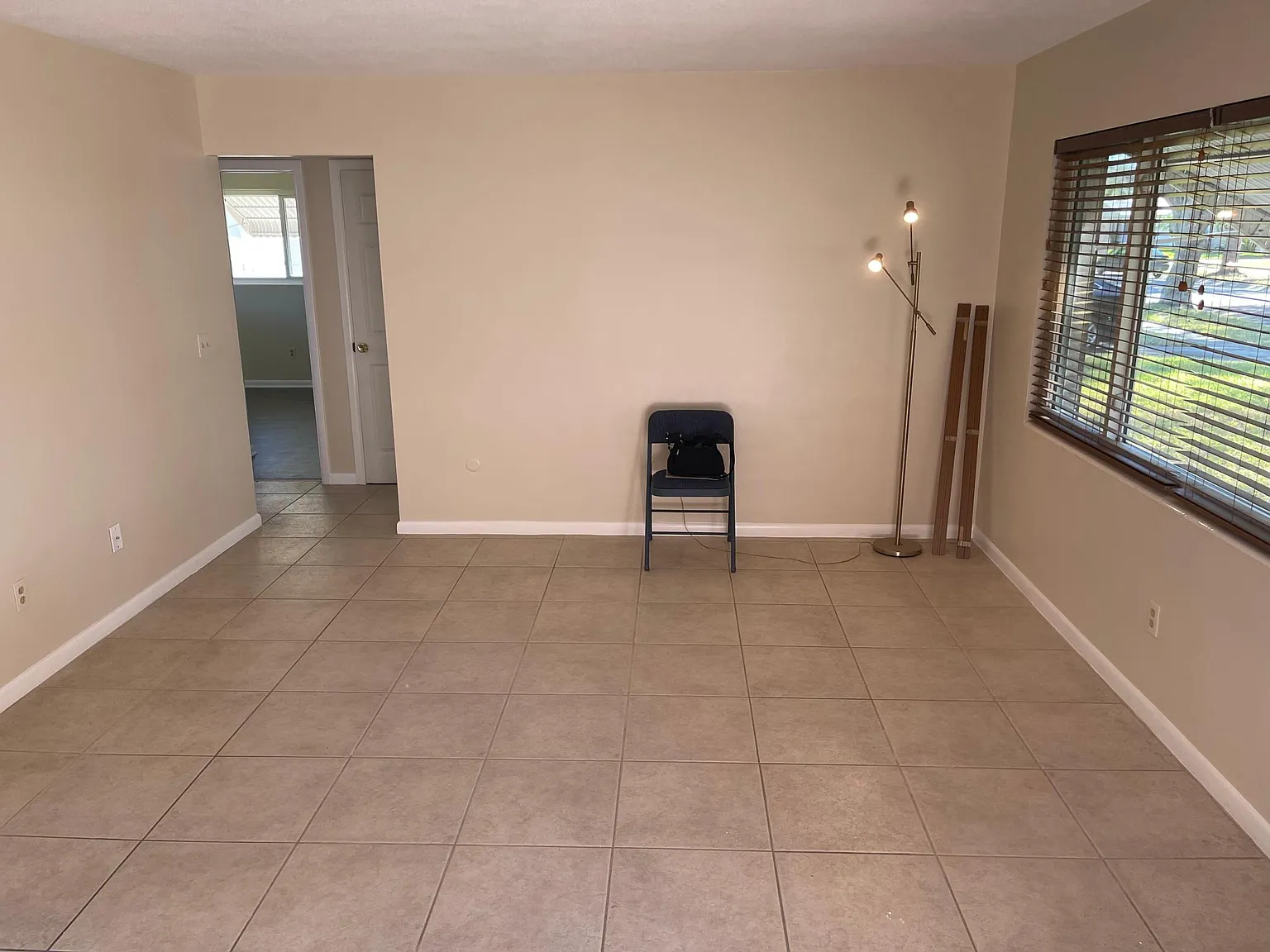 2 bed, 1.5 bath, 1100 sqft, $2,000 — Photo 4