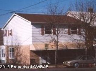 118 S Wyoming St, Hazleton, PA 18201