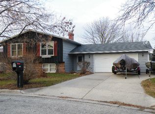 909 Birch Ct, Kewaunee, WI 54216