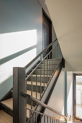 Rented by aptsandlofts.com | media 24