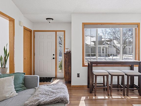 4th image of 4125 Ruby Ln