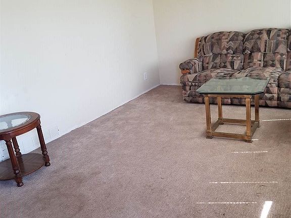 4th image of 25629 1st Ave N