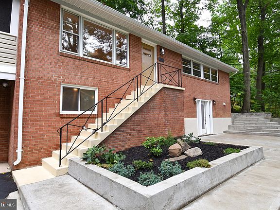 3rd image of 5232 Cherokee Ave