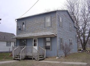 805 Parker St, Stanhope, IA 50246
