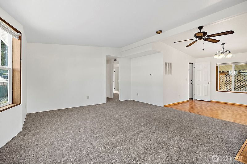 3rd image of 3501 Auburn Way S #21