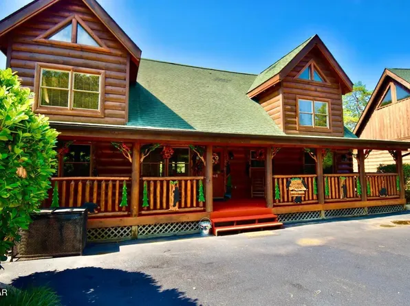 2068 Bear Haven Way, Sevierville, TN 37876