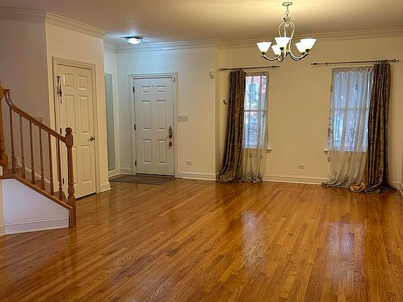 2nd image of 3818 S Paulina St