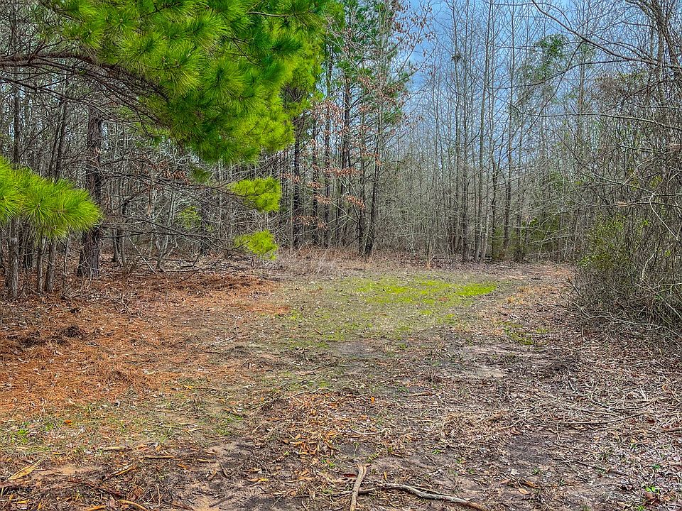 1st image of Mistletoe Rd