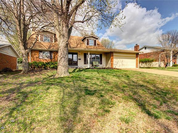 3rd image of 10141 Buffton Dr
