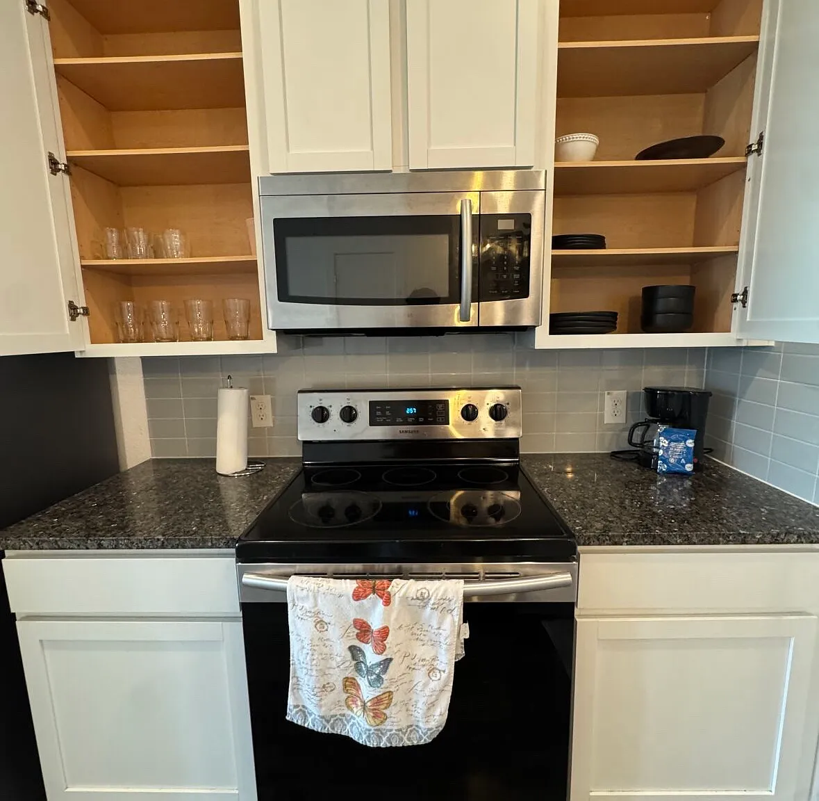 309 Naumann Dr — Photo 1