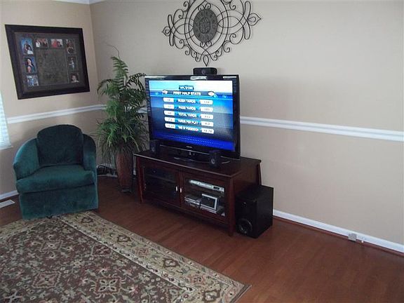 3rd image of 6440 Amber Ct