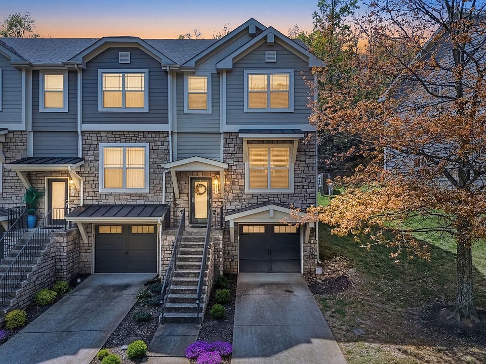 1st image of 1027 Woodbury Falls Dr