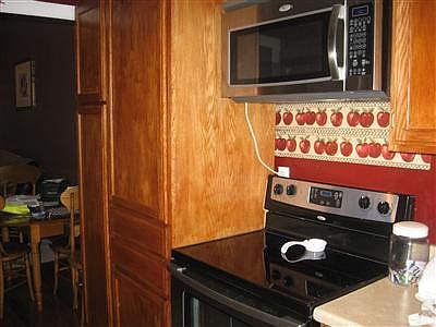 4th image of 208 Anthony Dr #210