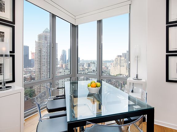 3rd image of 310 W 52nd St APT 21B