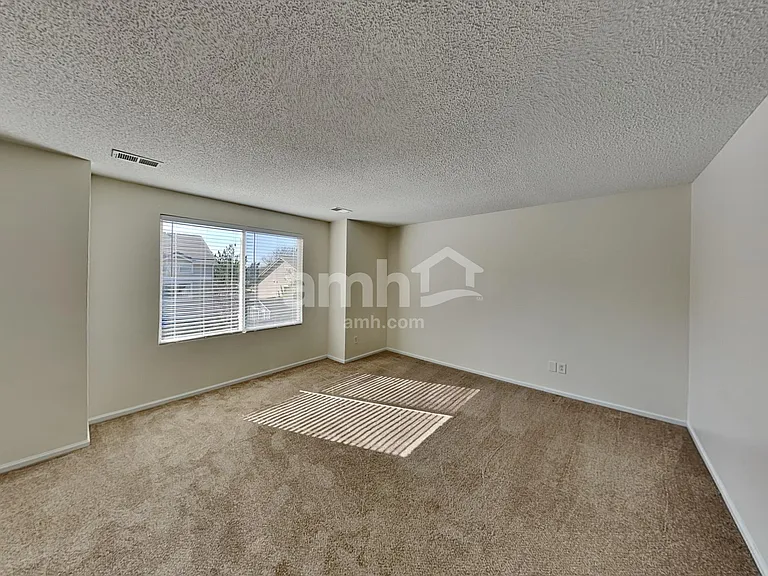 2435 S Gibraltar Way — Photo 10