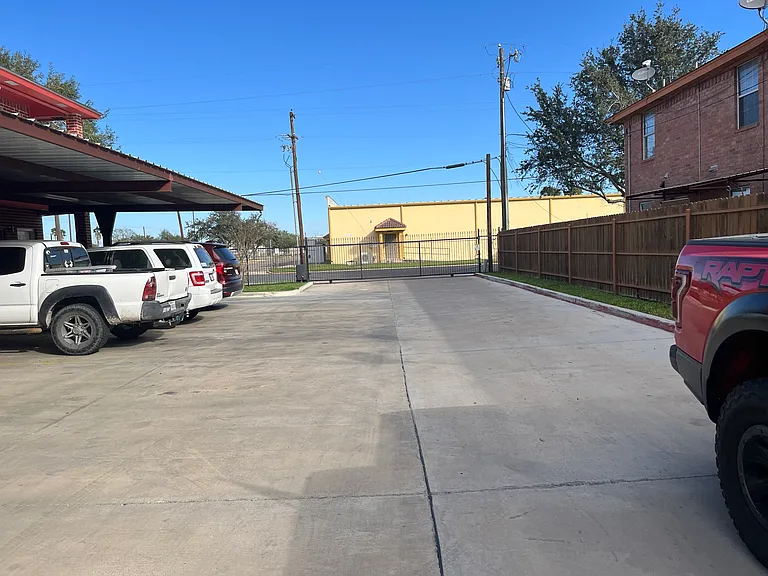 R & N PROPERTIES LLC — Photo 84