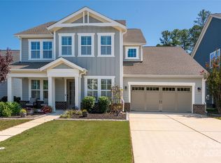 912 Elderberry Ln, Clover, SC 29710